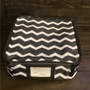 New Thirty-One Perfect Potluck Square (one item only, pieces sold individually)